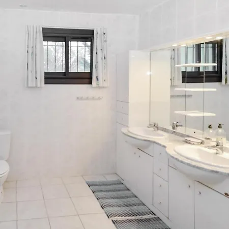Pet Friendly In With Sauna Prázdninový dům Salazac